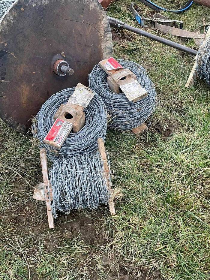 Barbed wire reels